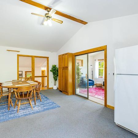 River Access Cabin With Hot Tub, Fire Pit, & Wifi! Morton Grove Exteriér fotografie