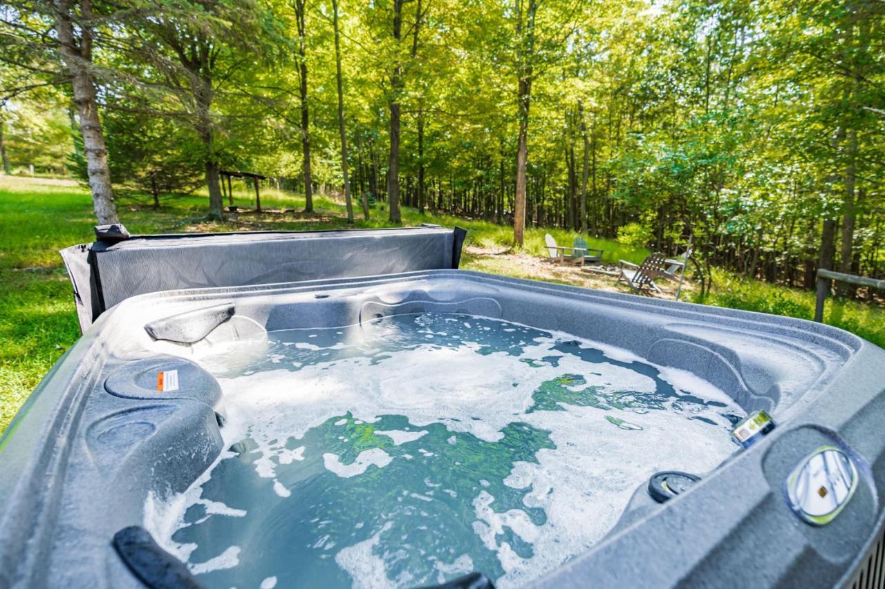 River Access Cabin With Hot Tub, Fire Pit, & Wifi! Morton Grove Exteriér fotografie