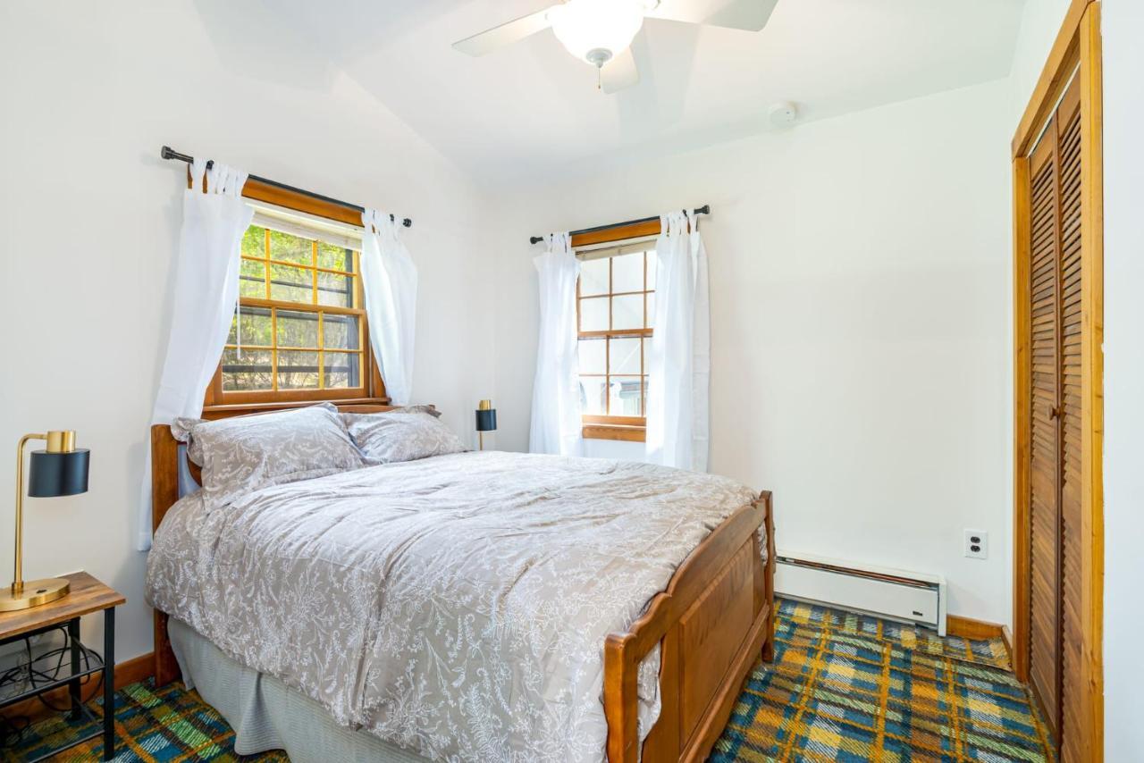 River Access Cabin With Hot Tub, Fire Pit, & Wifi! Morton Grove Exteriér fotografie