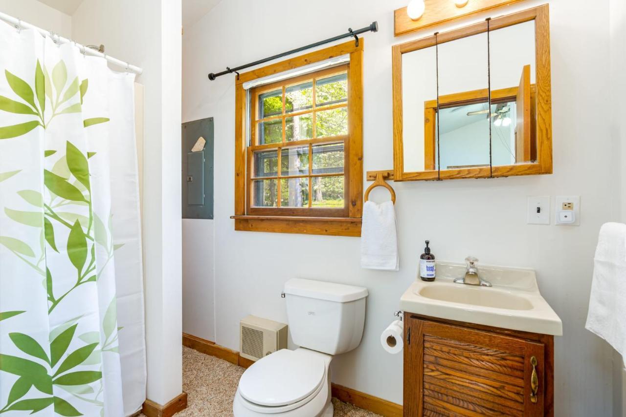 River Access Cabin With Hot Tub, Fire Pit, & Wifi! Morton Grove Exteriér fotografie